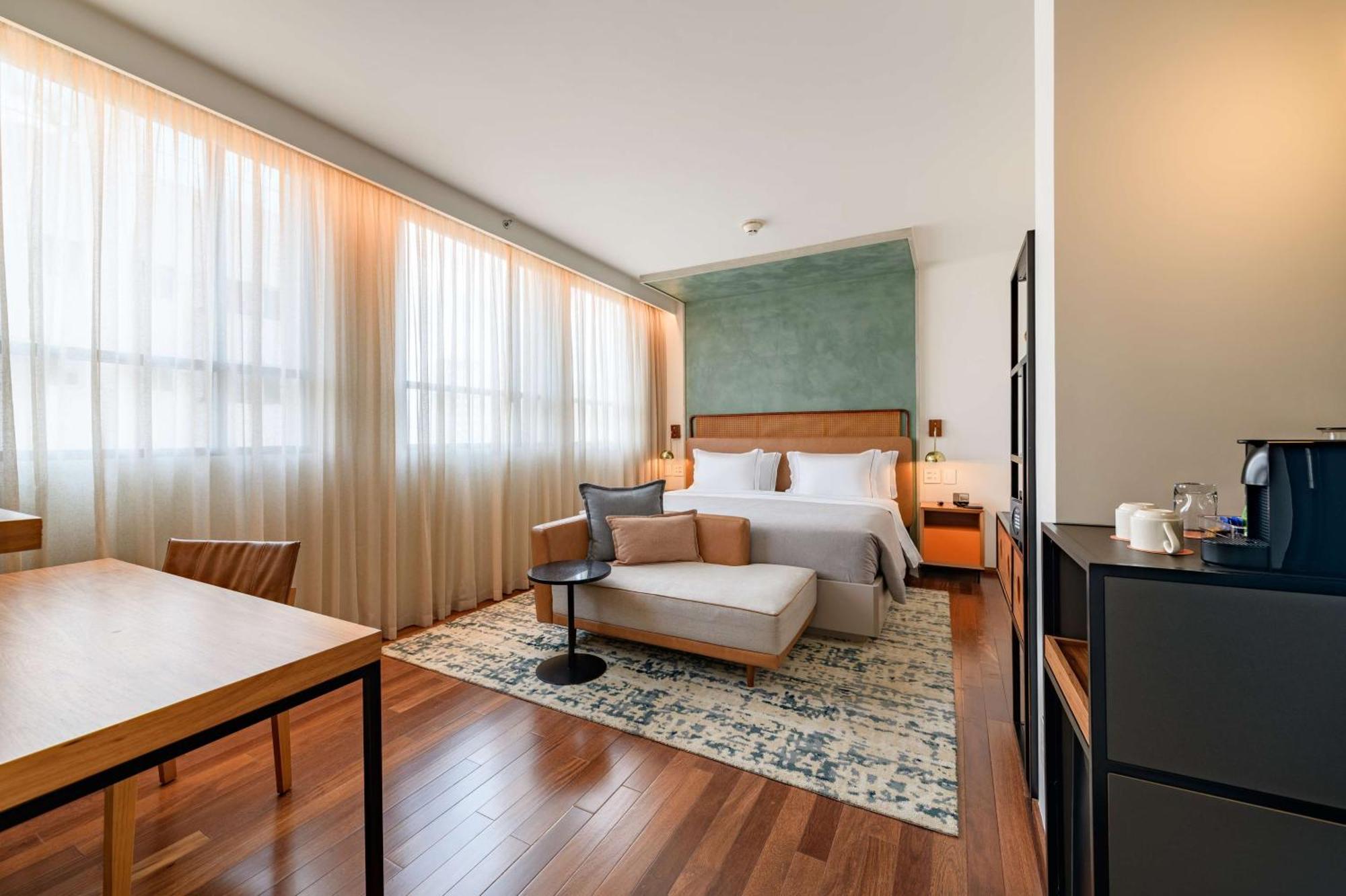 Canopy By Hilton Jardins Hotel