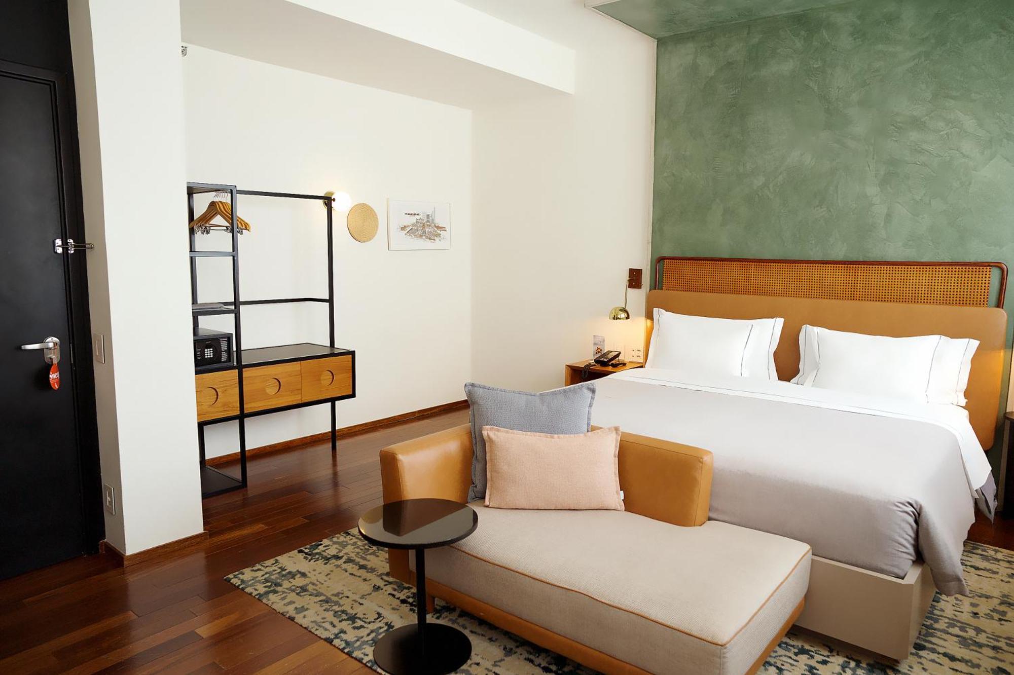 Canopy By Hilton Jardins 5*