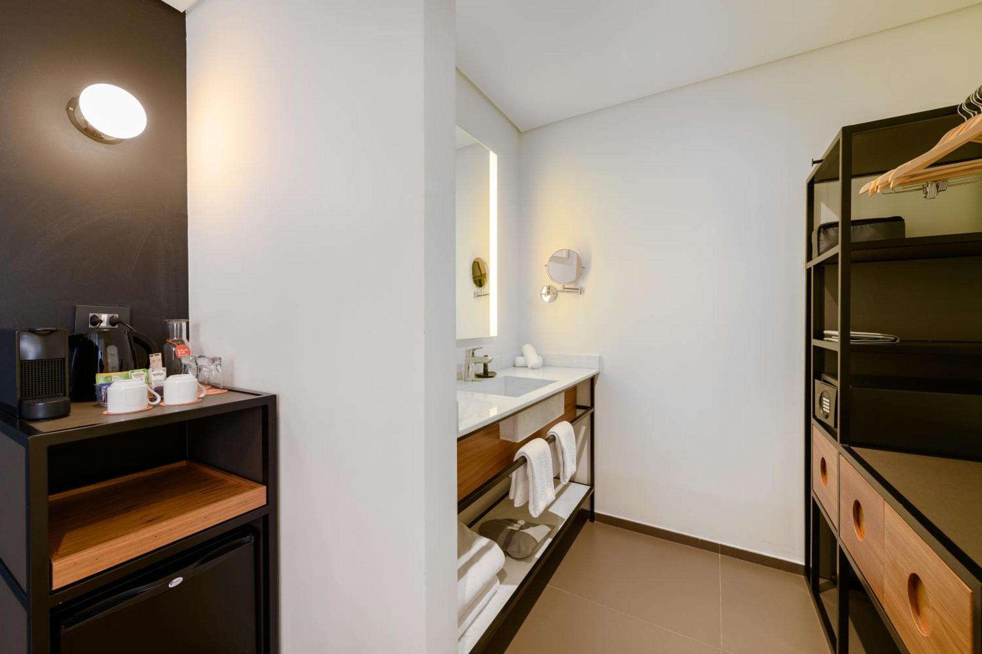 Hotel Canopy By Hilton Jardins 5*